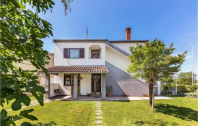 Nice Apartment In Fazana With Wifi